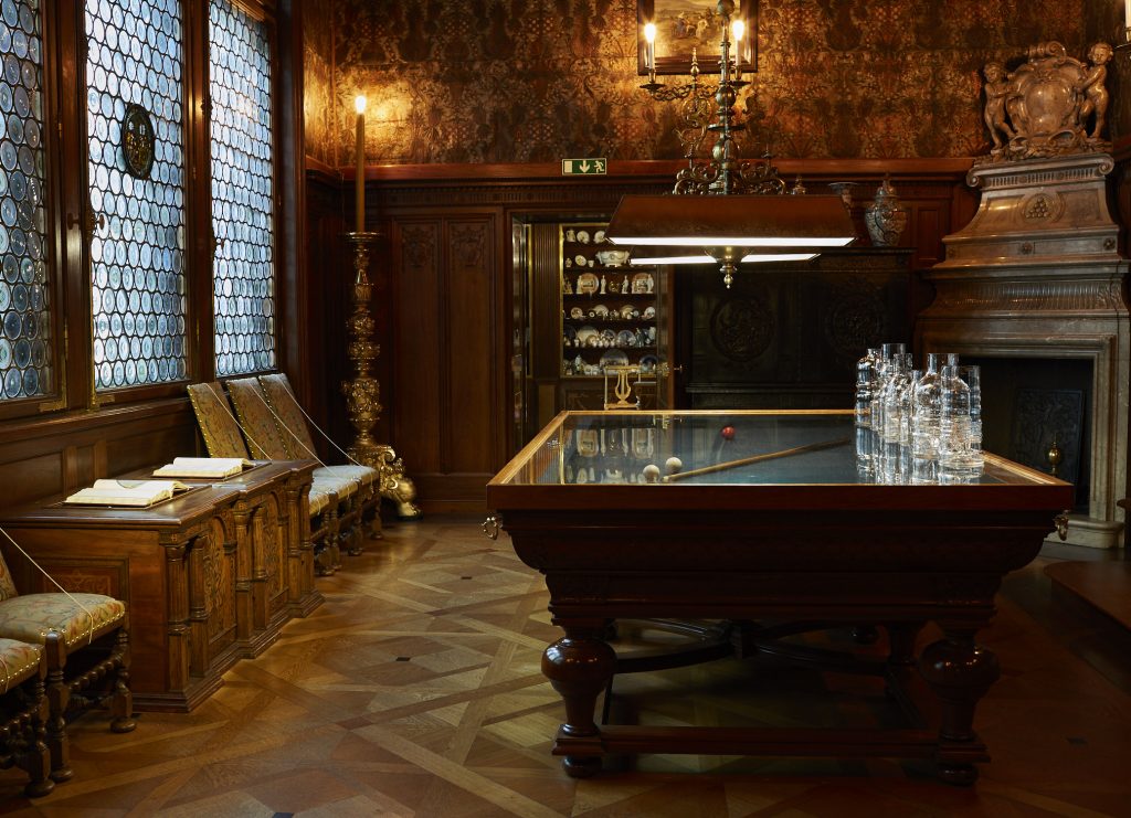 Artist Spotlight -MARÍA RENÉE MORALES LAM